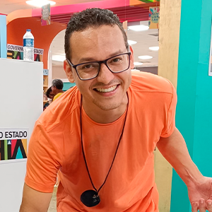 Foto do Escritor Leandro Menezes